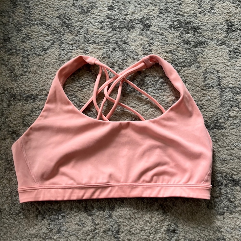 Small. Victorias Secret Sports Bra - Peach